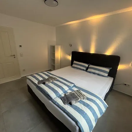 Neubau 2-zi - 15 Min Von Koeln *