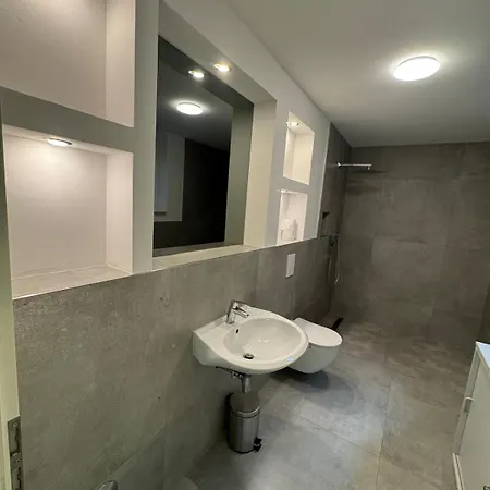 Appartement Neubau 2-zi - 15 Min Von Koeln