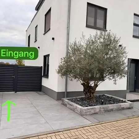 Neubau 2-zi - 15 Min Von Koeln *