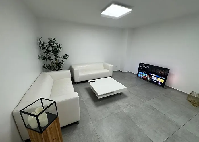 Neubau 2-zi - 15 Min Von Koeln *