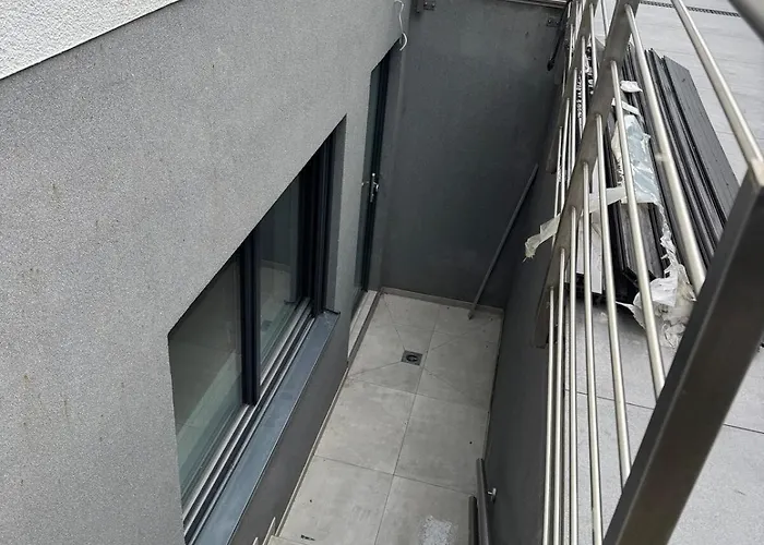 公寓 Neubau 2-zi - 15 Min Von Koeln 普尔海姆