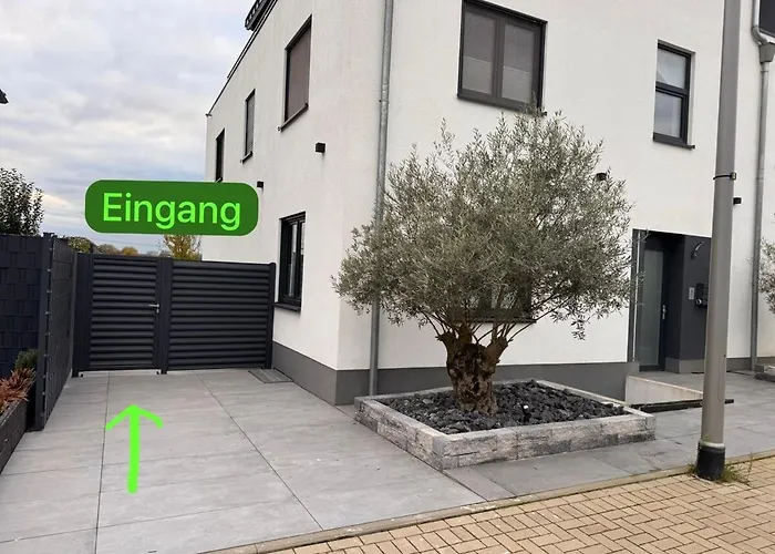 Neubau 2-zi - 15 Min Von Koeln *